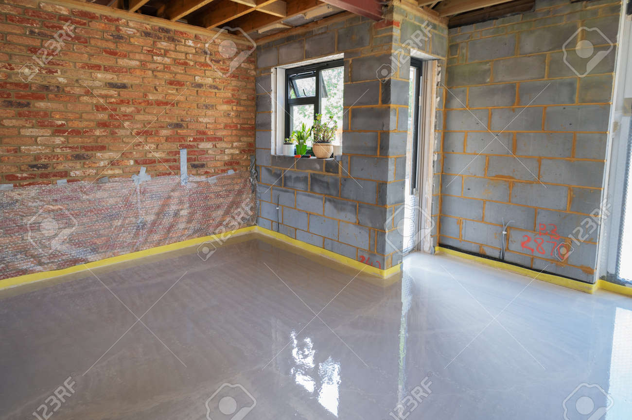 underfloor heating pipes in screed