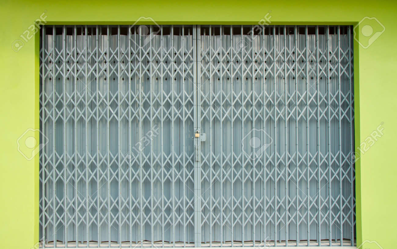 Antique Slide Steel Locked Shutter Door, Texture Background Stock Antique slide steel locked shutter door, texture background Stock Photo - 40389415 - Antique Slide Steel Locked Shutter Door, Texture Background Stock