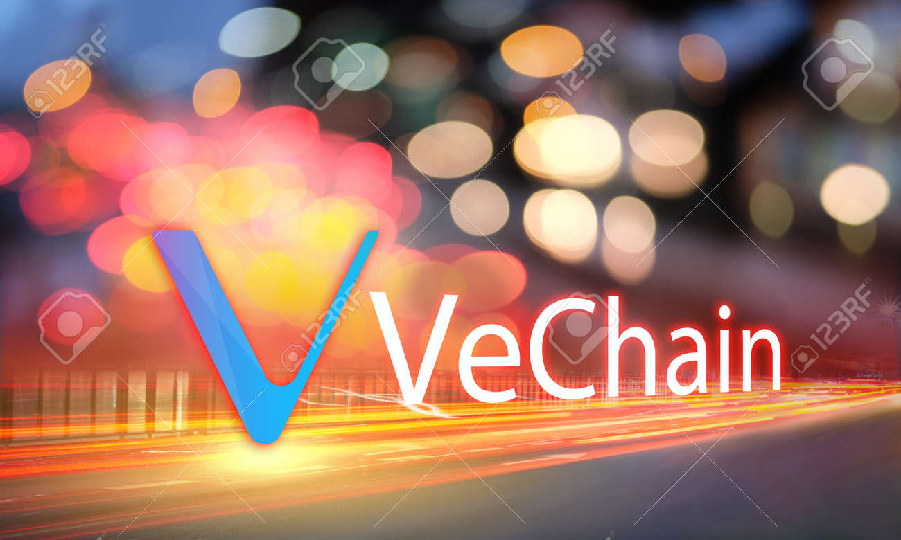 암호화폐 블록체인 플랫폼 디지털 화폐인 도로에서 빠르게 움직이는 비체인 코인의 개념 로열티 무료 사진, 그림, 이미지 그리고  스톡포토그래피. Image 133129033