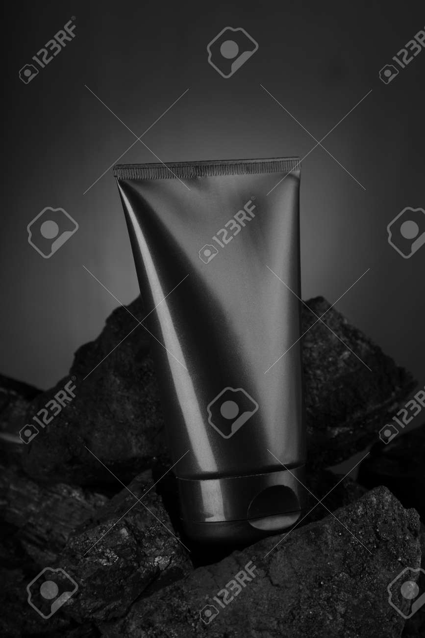 black carbon face wash