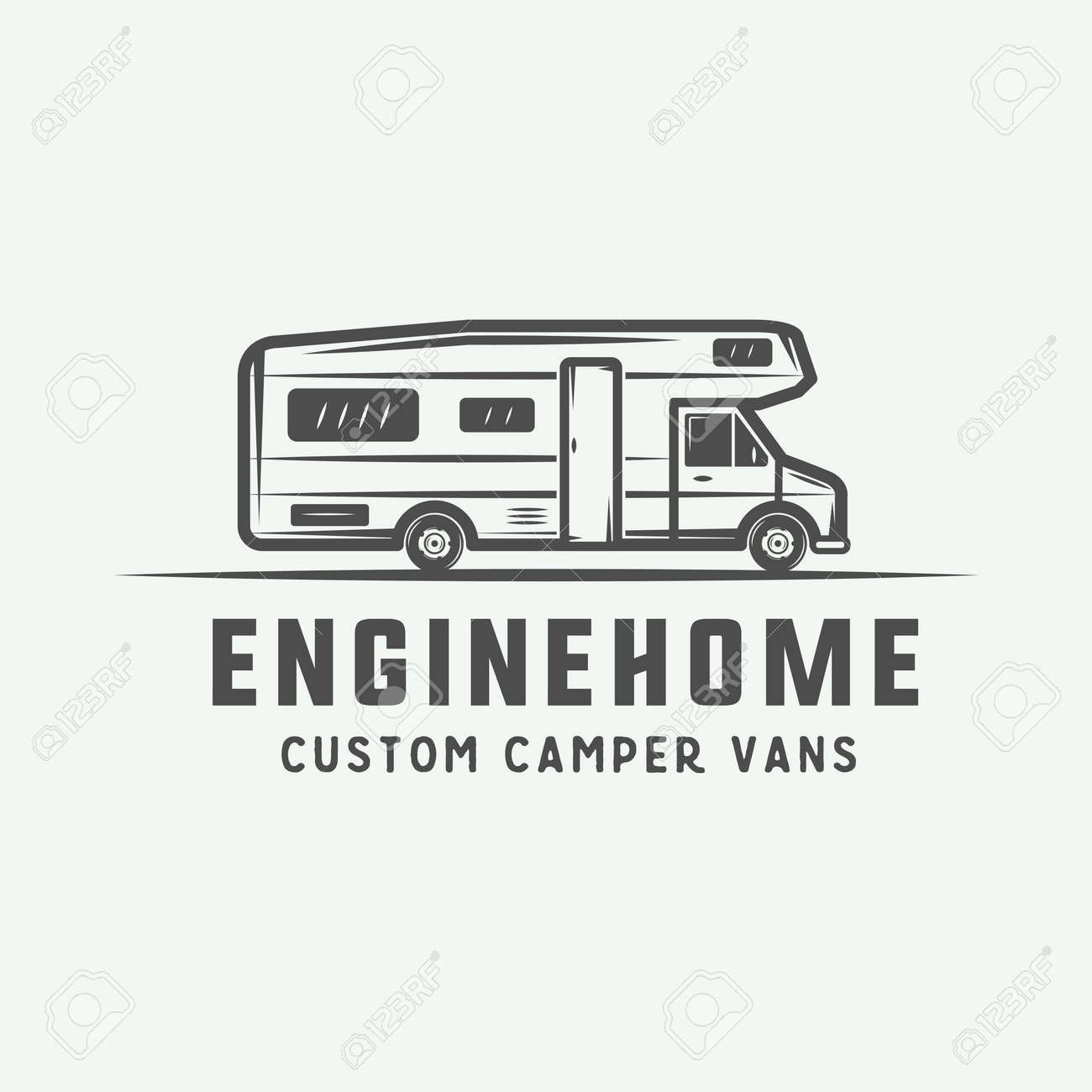 ビンテージの屋外キャンプや冒険のロゴ バッジ ラベル ワッペン マーク グラフィック アート ベクトルの図 のイラスト素材 ベクタ Image