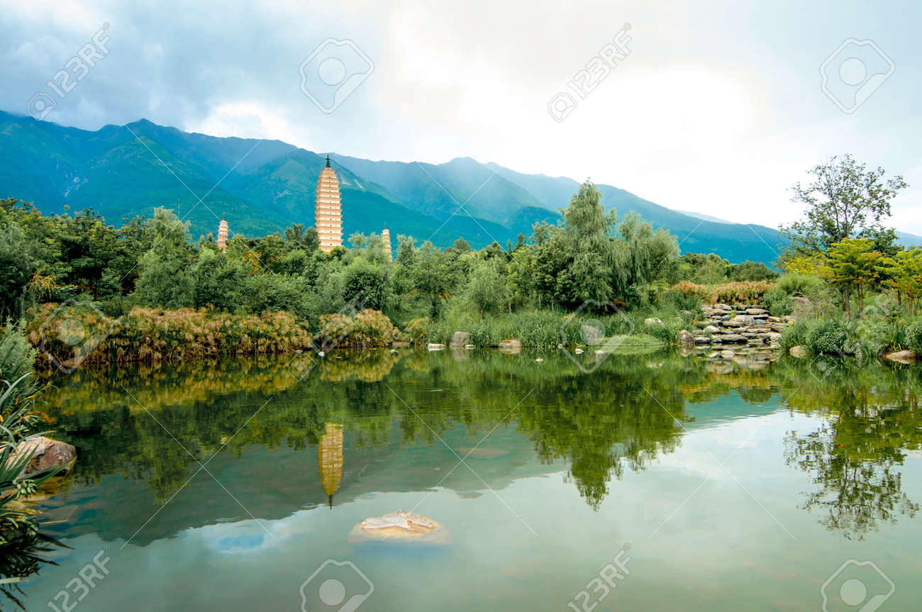 etiam-dictum-ipsum-a-felis