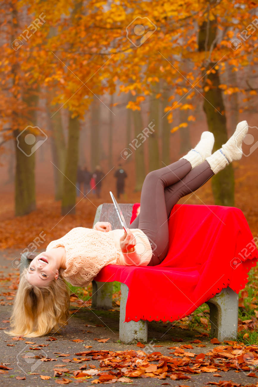 Verrücktes blondes jugendlich — 7