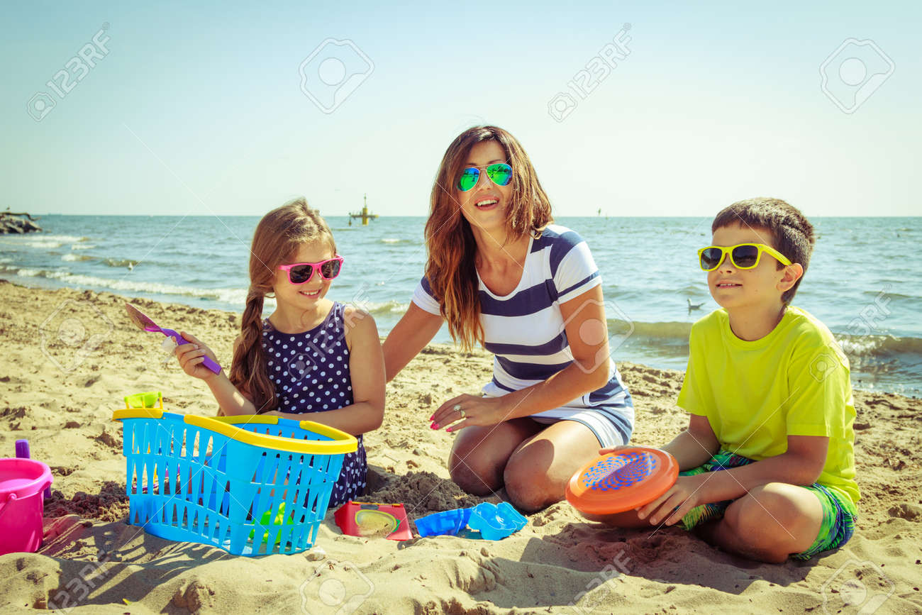 Mom beach 3d images 98