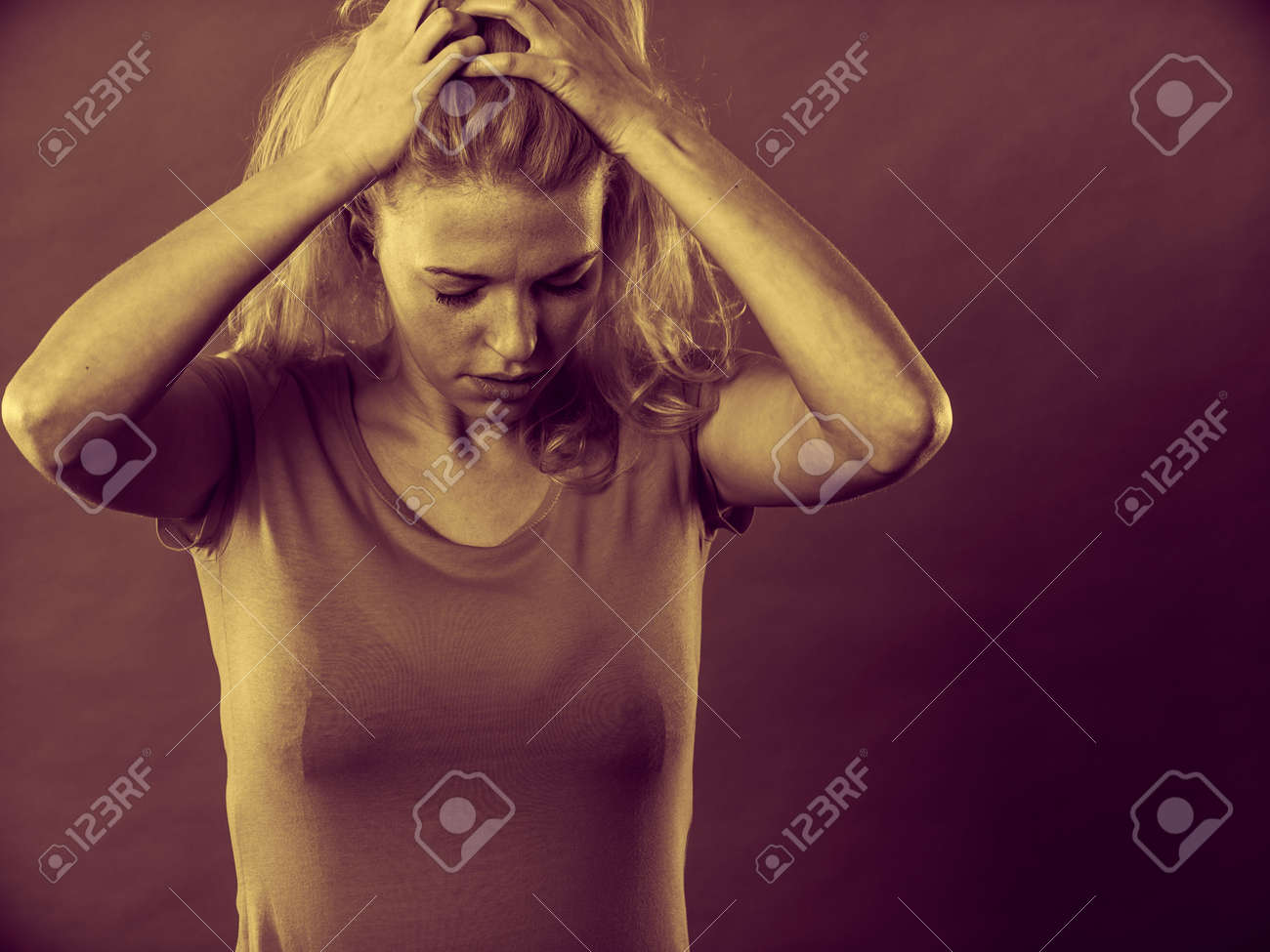 Wife emotionally stressed during blowjobs — photo 3