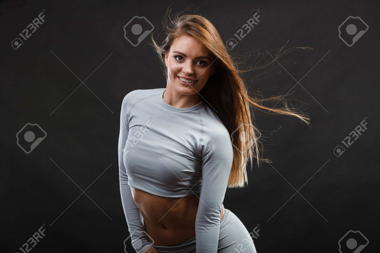 Fitness Mädchen Kleidung an Kleidung aus Fitness Mädchen Kleidung an Kleidung aus