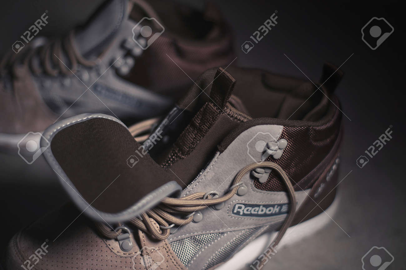 reebok gl 6000 mid sneakers