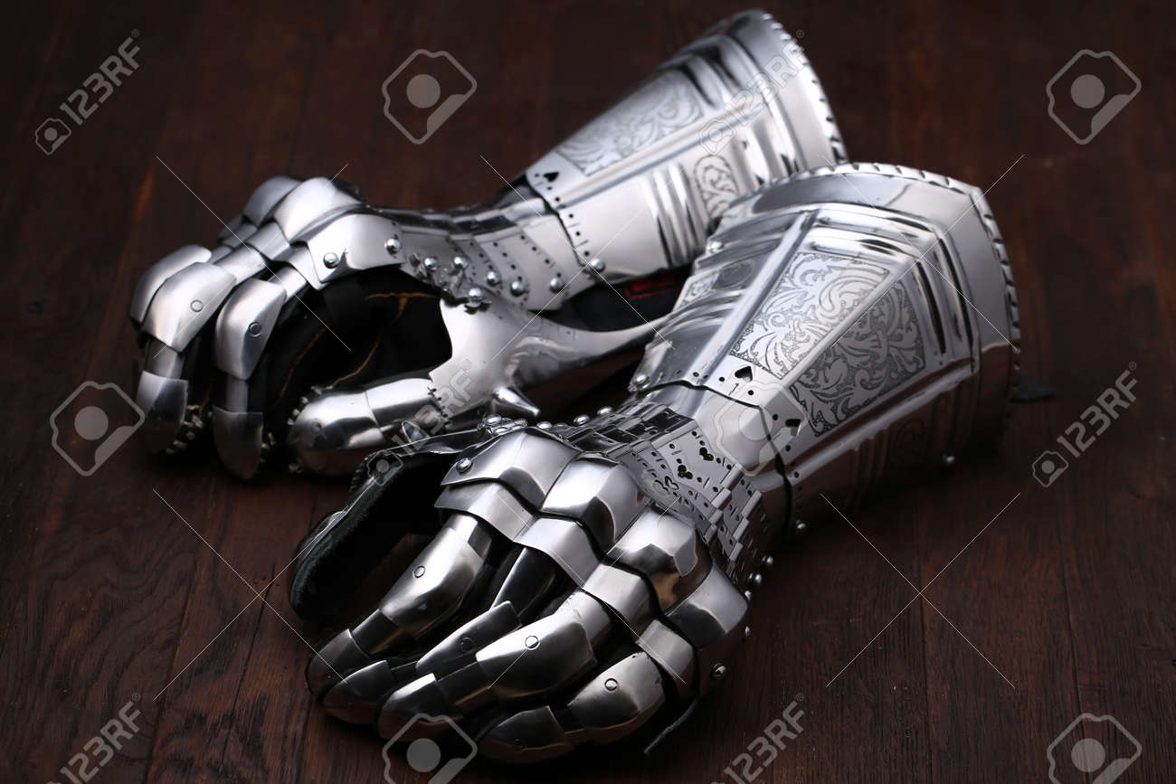medieval armor gloves