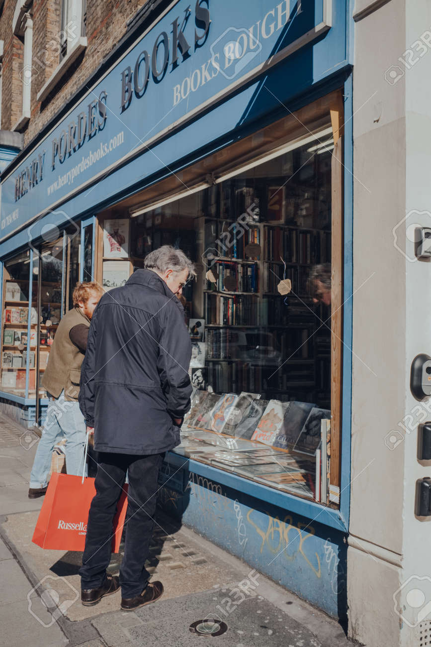 man seeing respecting women london