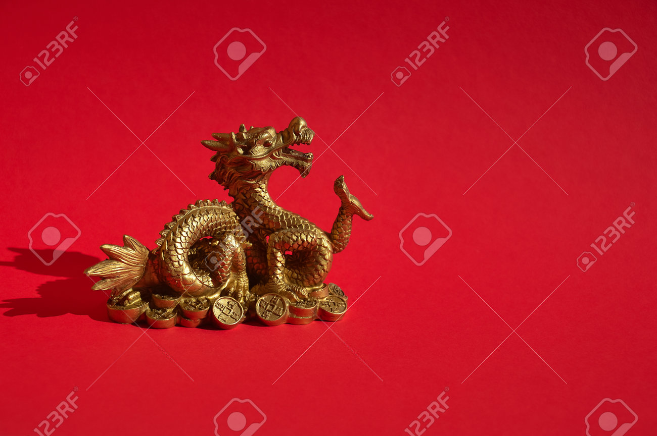 【逸品】2024年 ルナドラゴン 33グラム 純銅製カラーラウンド 龍 レア シンガポール 2024年 辰年龍図 2ドルカラー銀貨 1/4オンス