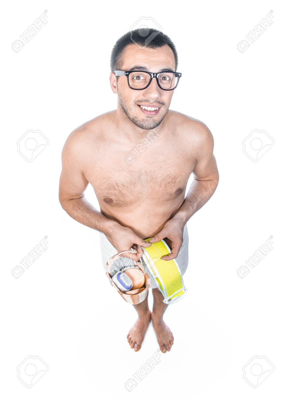Hombre Desnudo Listo Para Bañarse. Longitud Total De Chico Divertido,  Aislado Sobre Fondo Blanco, Tiro Del Estudio. Fotos, retratos, imágenes y  fotografía de archivo libres de derecho. Image 162798682