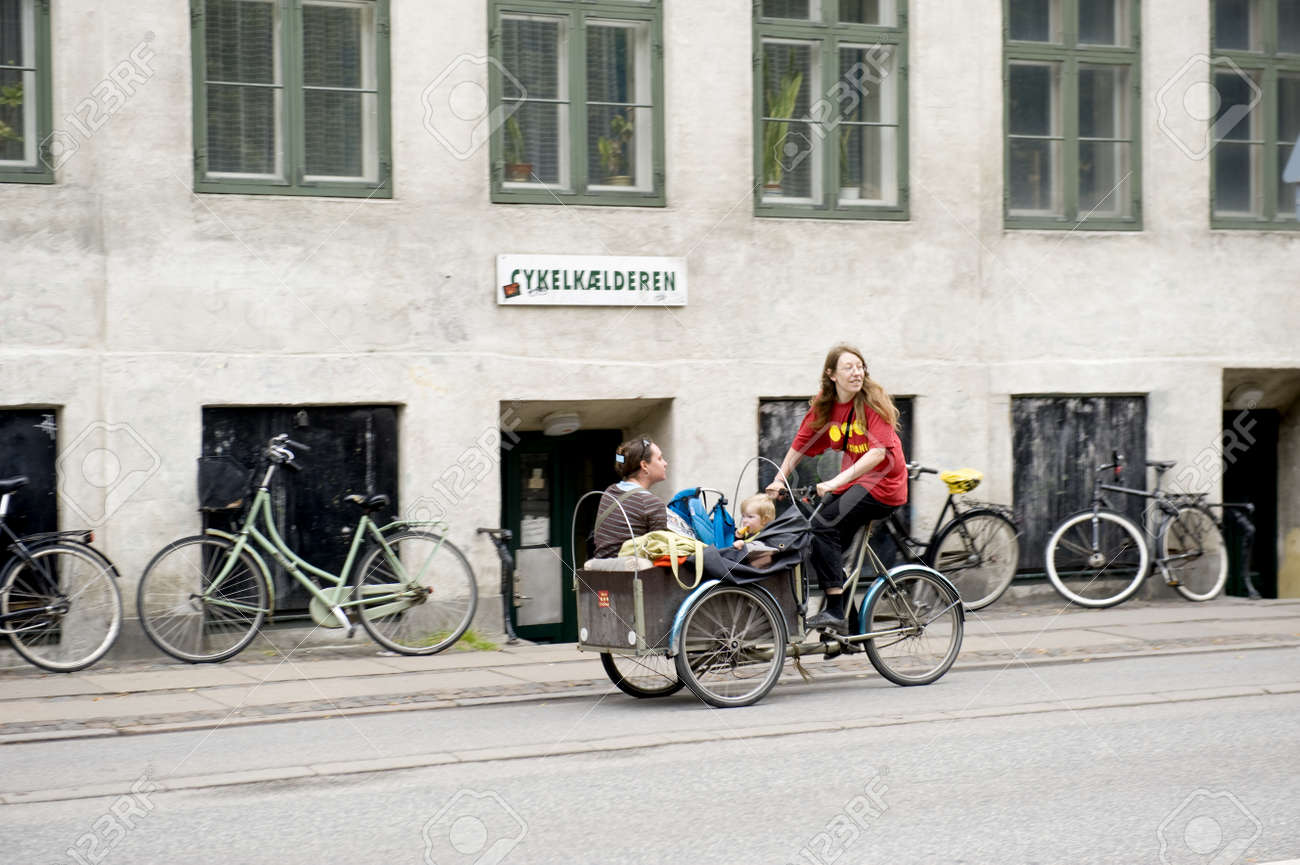 bicycle with baby carriage