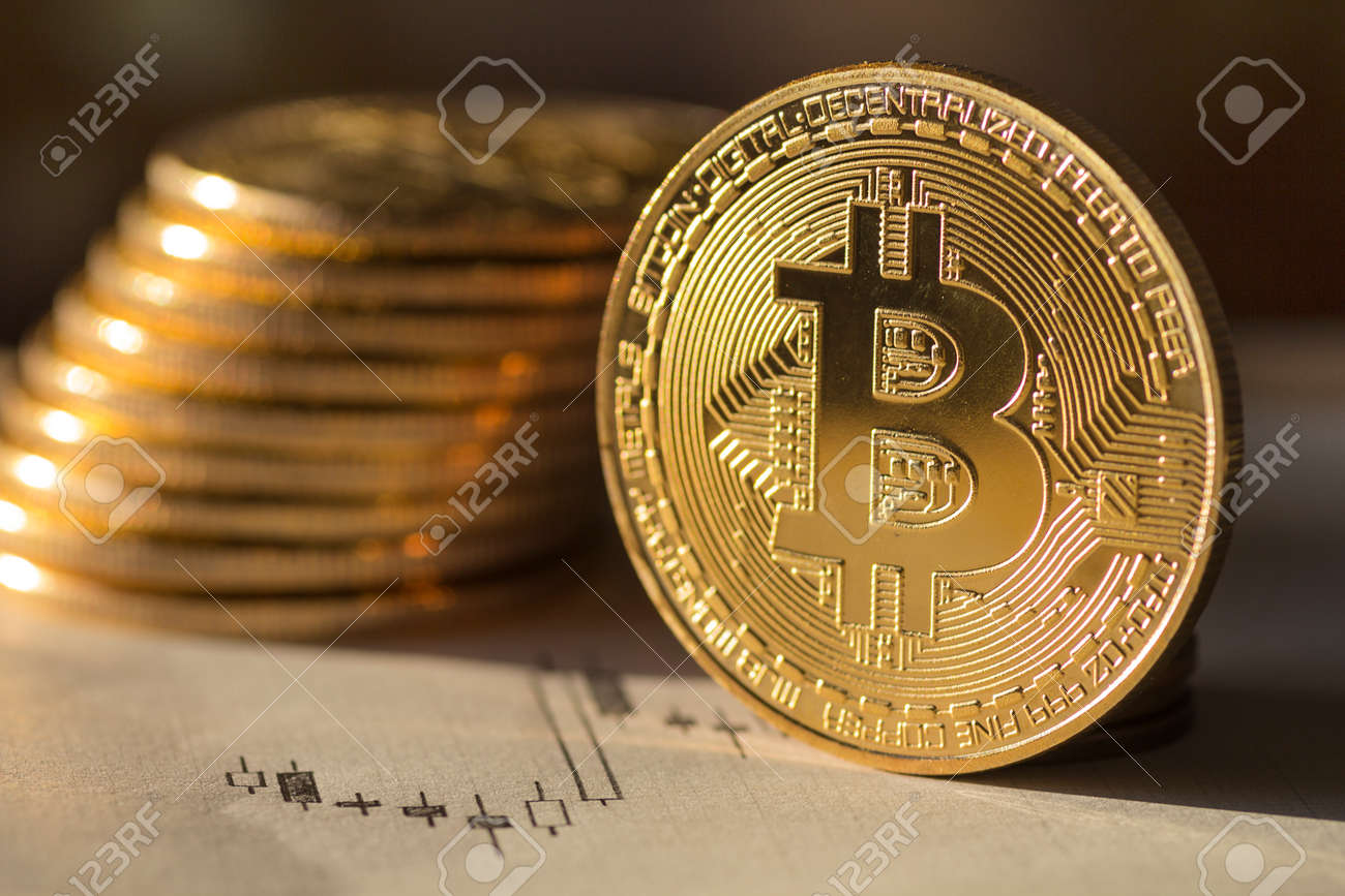 未来のお金のビットコインの写真素材・画像素材 Image 97501444