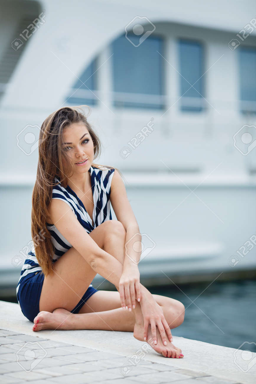 Sri lanka sex Free pics of teens useing sex toys