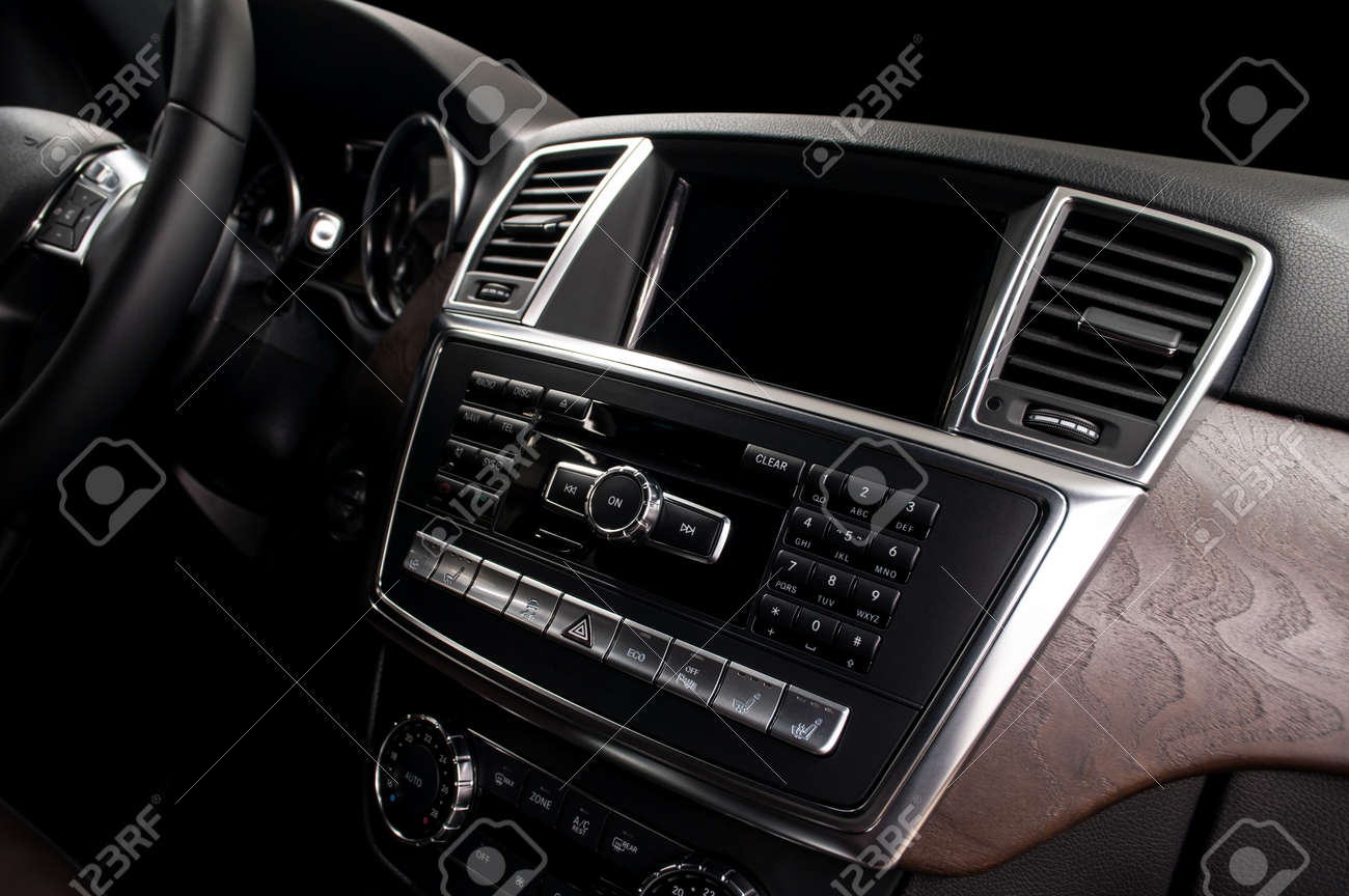 Screen multimedia system in Modern car dashboard. - 39630356 Screen multimedia system in Modern car dashboard. - 39630356