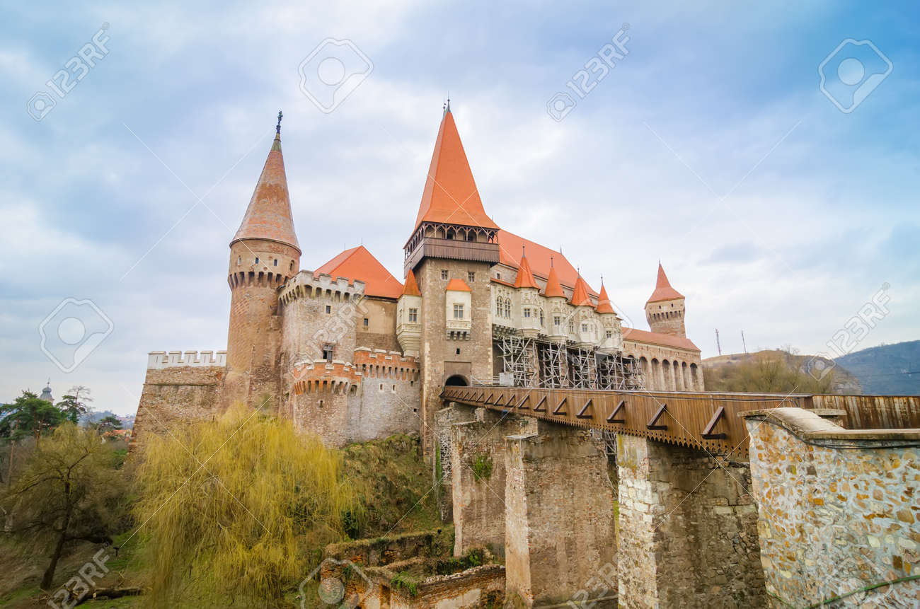 curve hunedoara cuplu cauta barbat vrnjačka banja