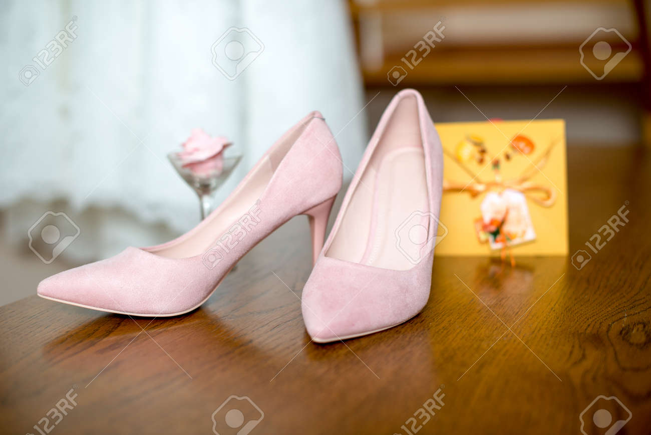 pink bridesmaid shoes