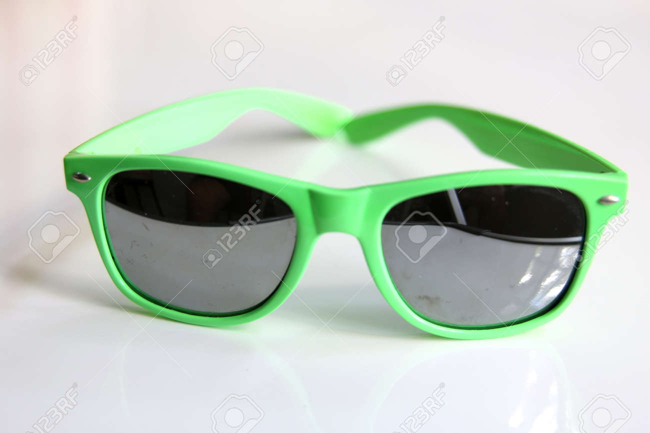 lentes de sol verdes