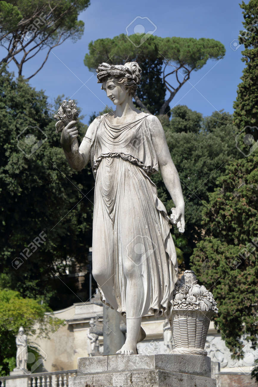 ギリシャ・ローマ彫刻② 花輪を持つ女性像 【公式通販】