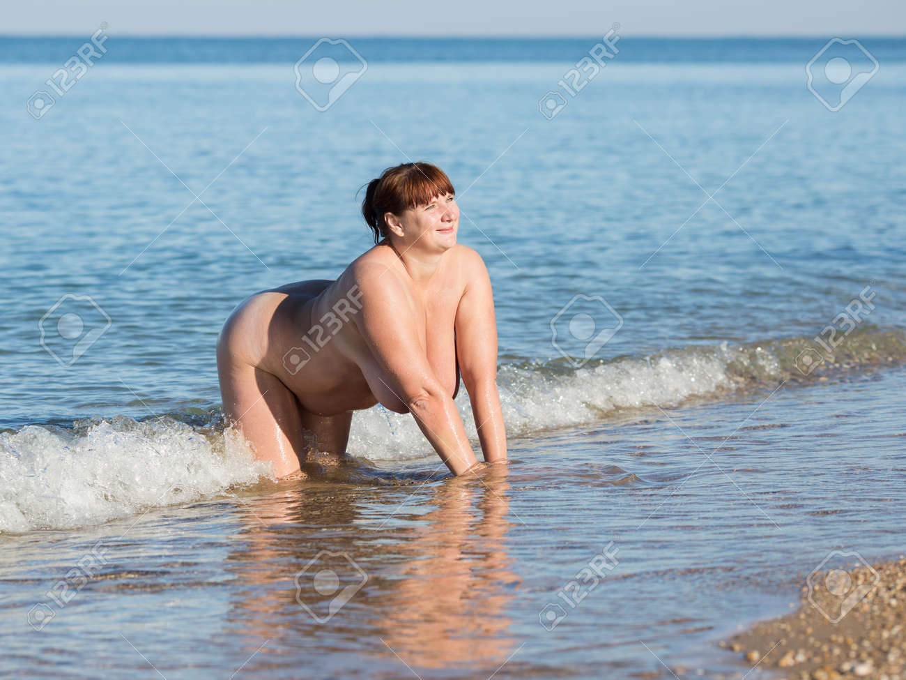 Hot shocking futanaria girls Naked women shower in public