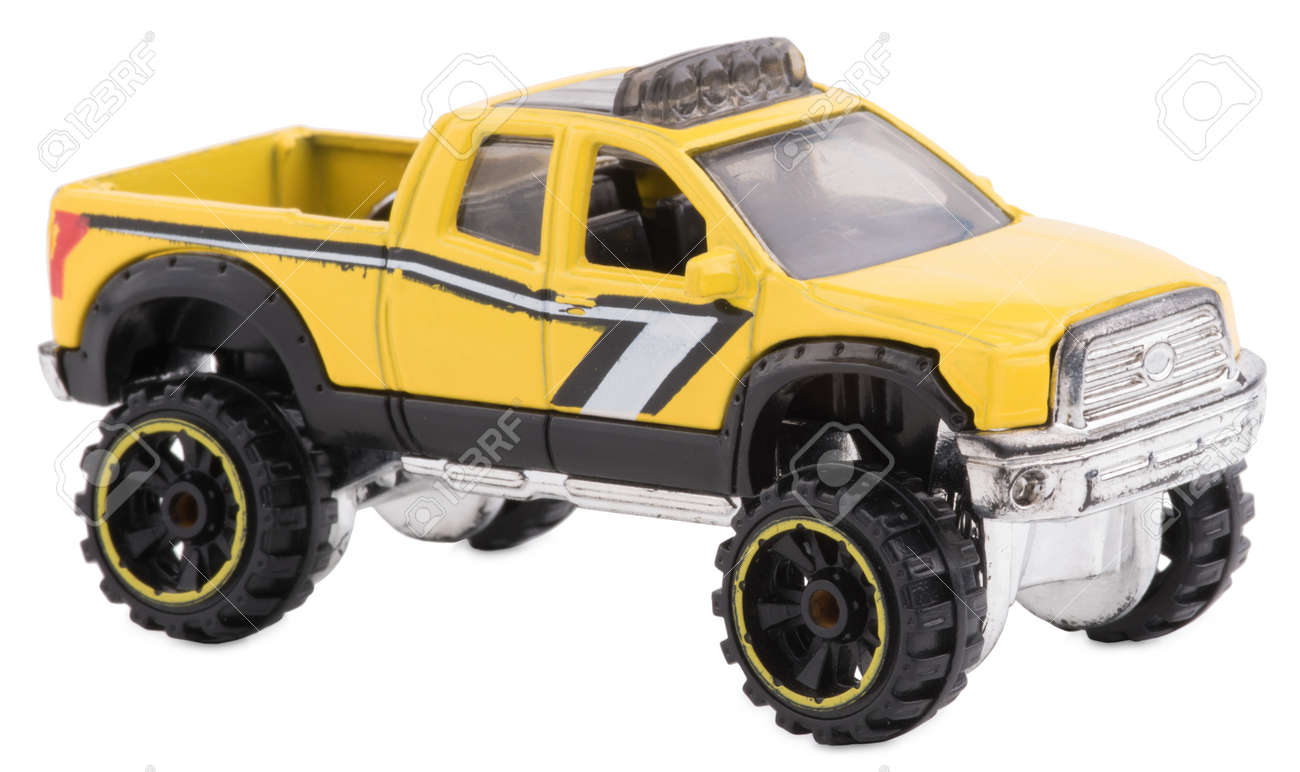 coche amarillo juguete