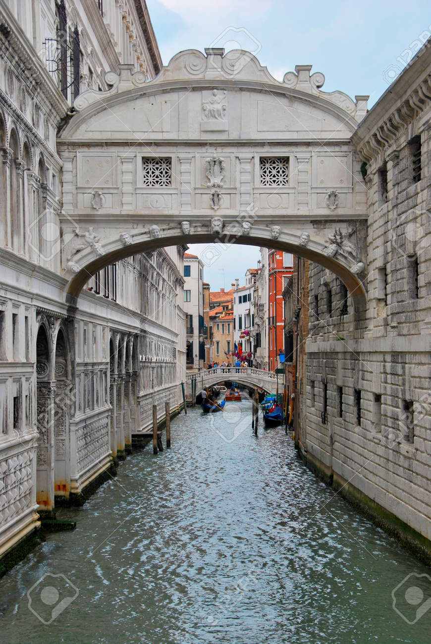 Bridge Of Sighs In Venice, Italy. Ponte Dei Sospiri Stock Photo, Picture And Royalty Free Image. Image 37829312.