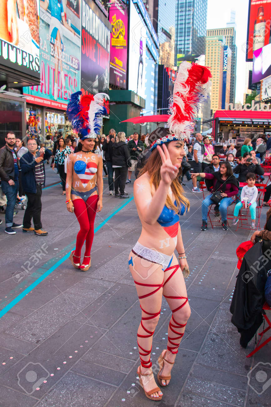 ボディーペイント露出