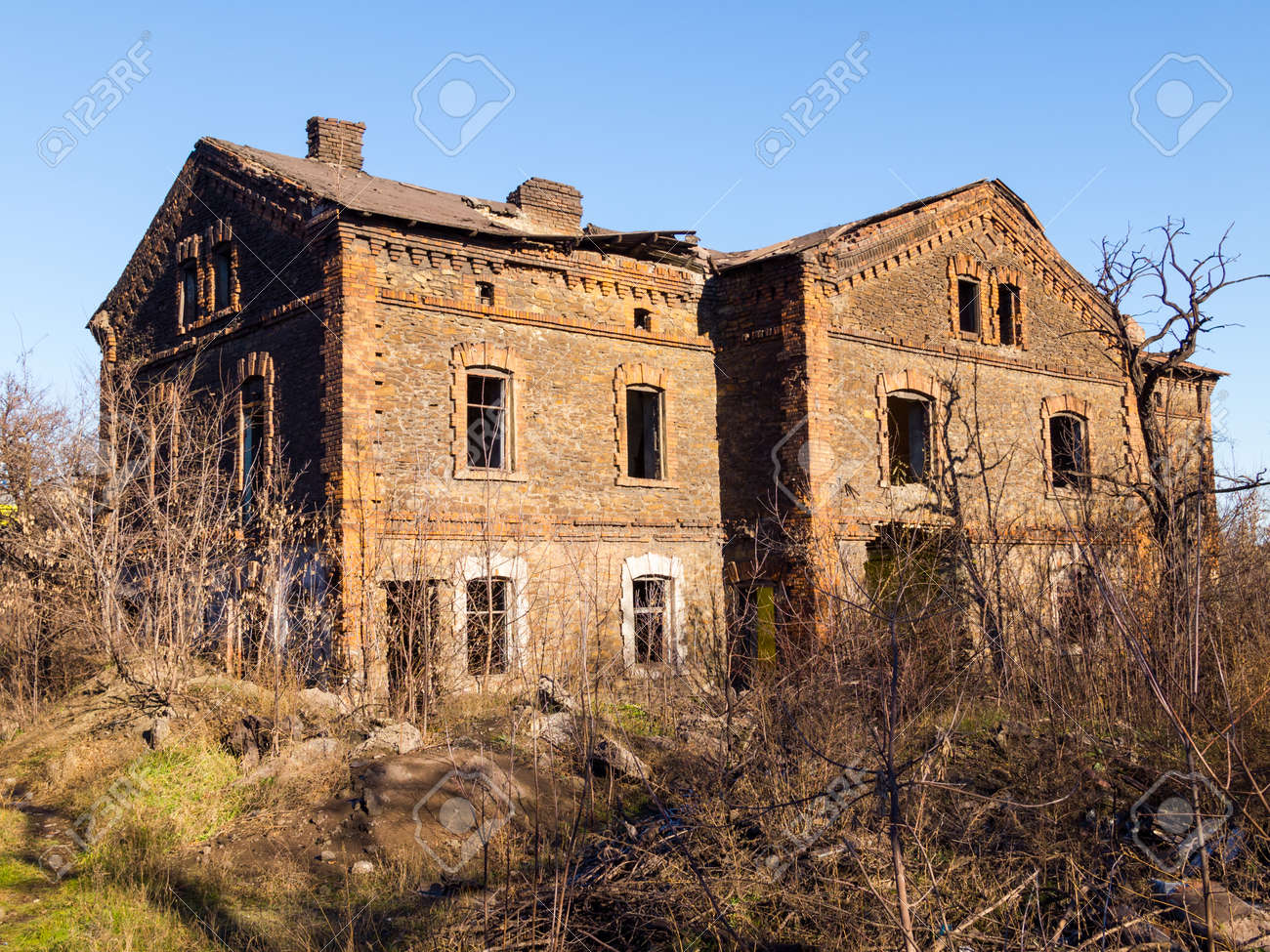 Old Abandoned Brick Apartment Building Built In The Early Xx Century Stock Photo 24757953 Old Abandoned Brick Apartment Building Built In The Early Xx Century Stock Photo 24757953