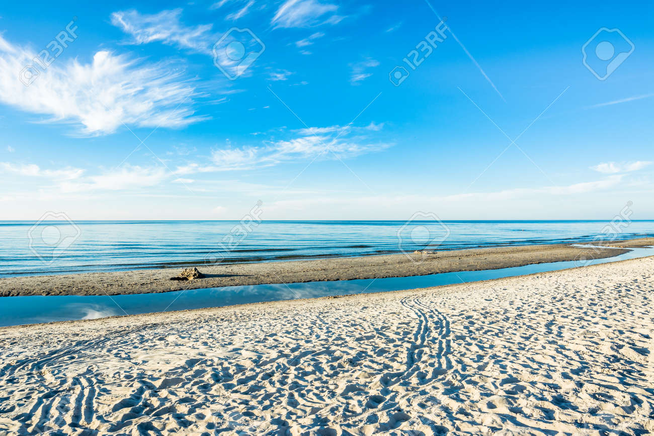 Scarica Gratis Images Plage Vide En Ete Papier Peint Paysage De La Mer Baltique le plus cool par