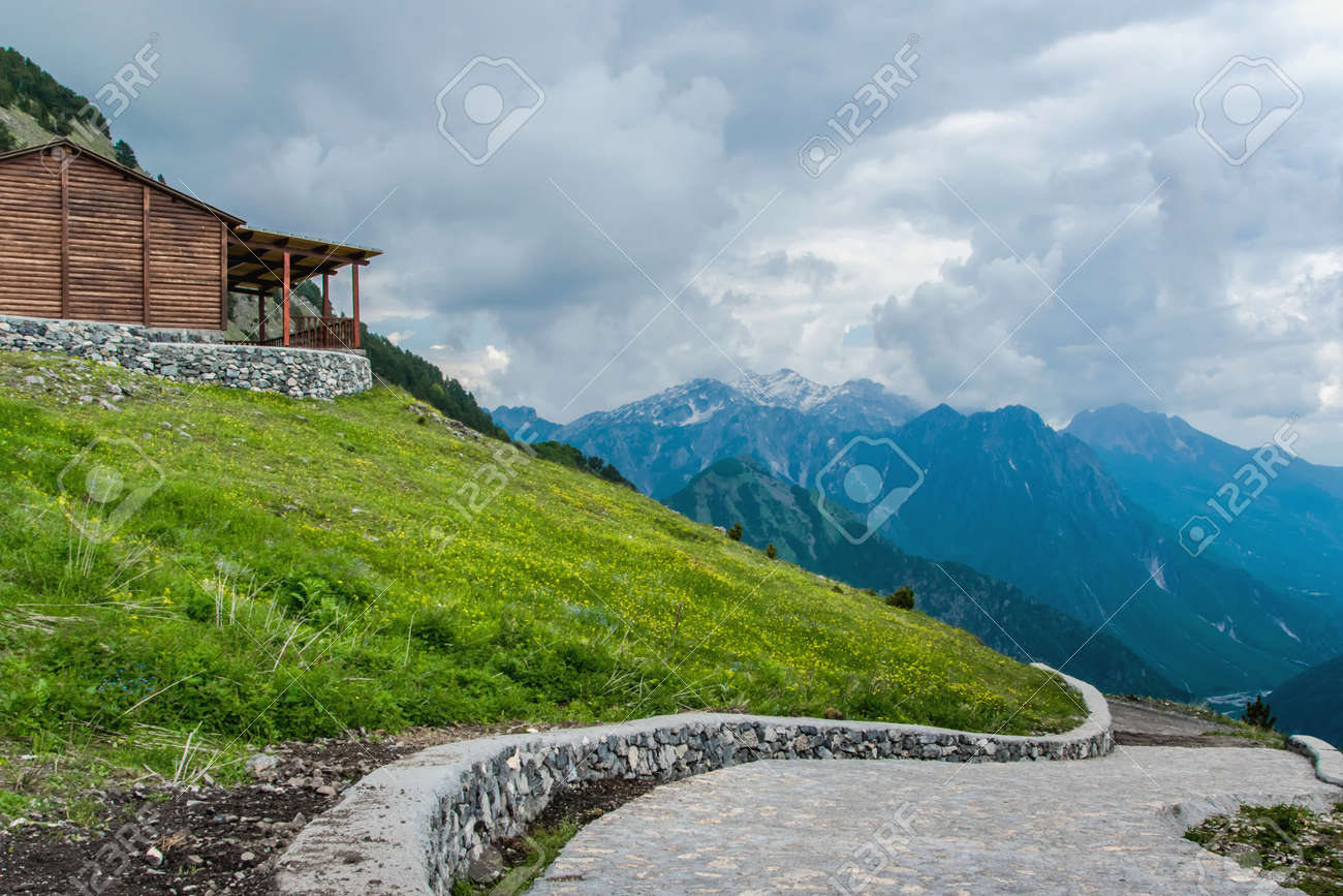 etiam-dictum-ipsum-a-felis