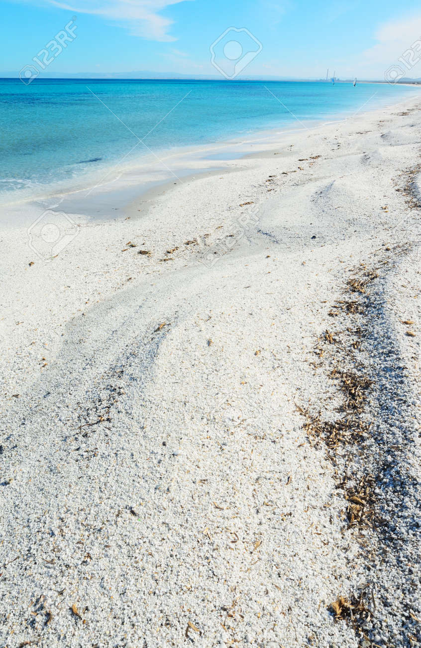 Plage De Sable Blanc à Stintino Sardaigne