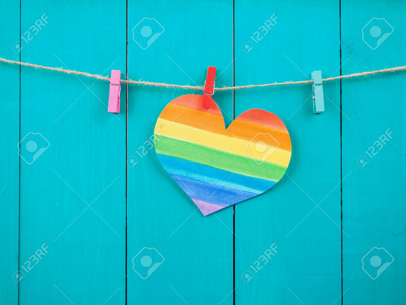 Corazón Del Arco Iris, Concepto De Movimiento Lgbt. Colores Lgbt, Fondos De Pantalla De Amor, San Valentín. Fotos, Retratos, Imágenes Y Fotografía De Archivo Libres De Derecho. Image 146377735. Corazón Del Arco Iris, Concepto De Movimiento Lgbt. Colores Lgbt, Fondos De Pantalla De Amor, San Valentín. Fotos, Retratos, Imágenes Y Fotografía De Archivo Libres De Derecho. Image 146377735.