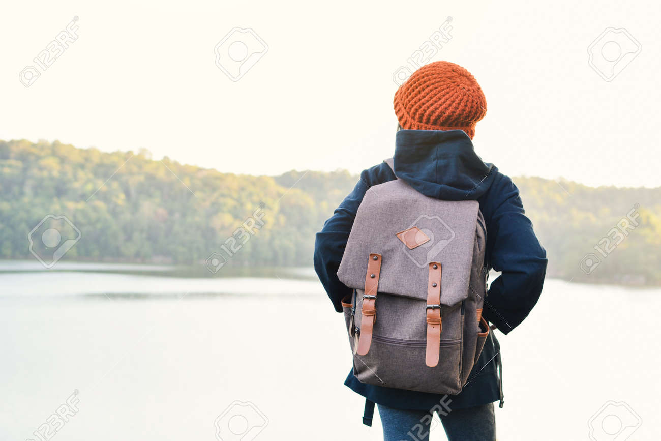 冬のシーズン くつろぐのための時間概念の休日旅行 選択 ソフト