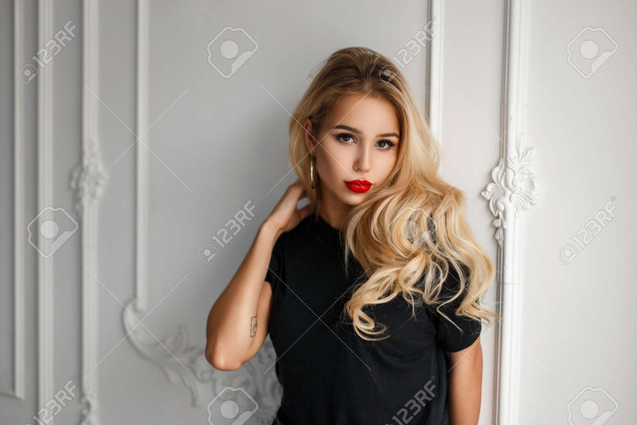 black t shirt with red lips