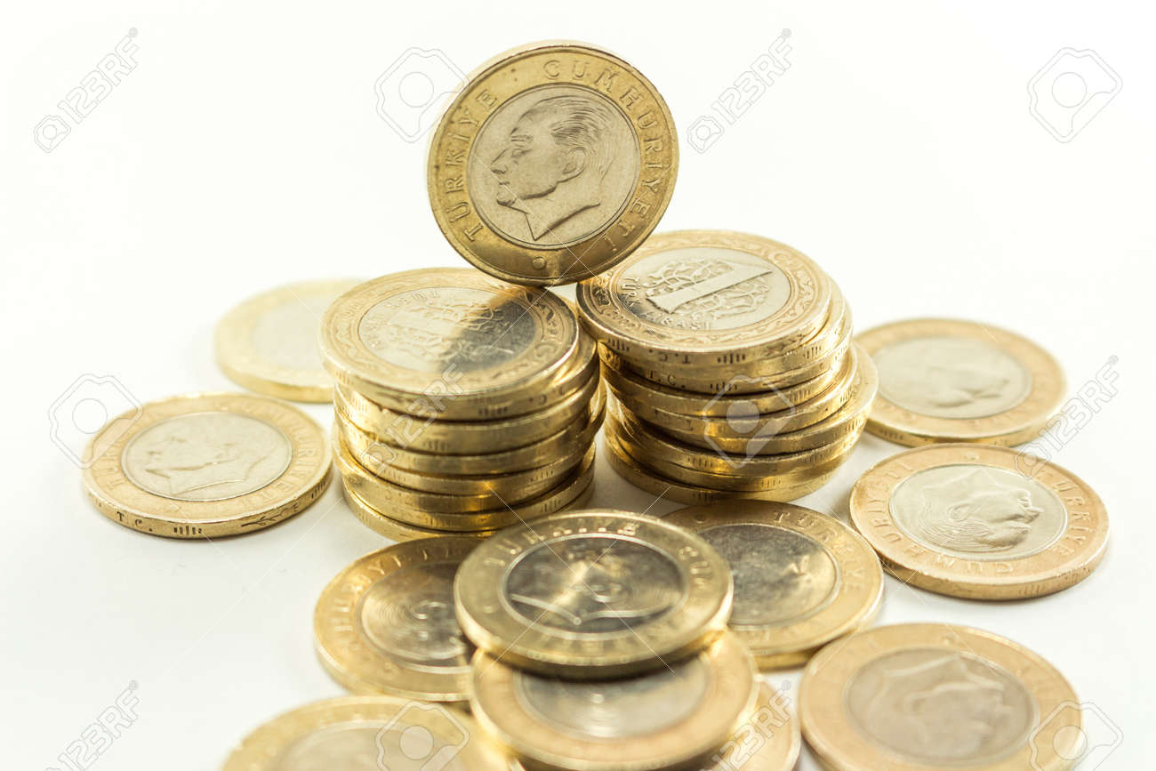 철 (손상) 돈. 터키의 공식 환율 공화국, 터키 리라. $ (1) 로열티 무료 사진, 그림, 이미지 그리고 스톡포토그래피. Image  57235266