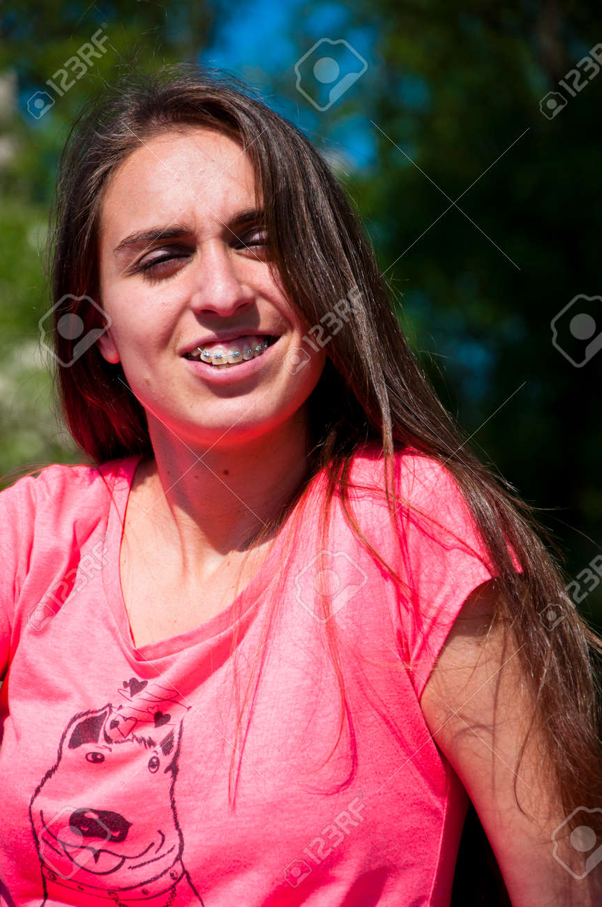 sexy-young-braces-india-sexy-women