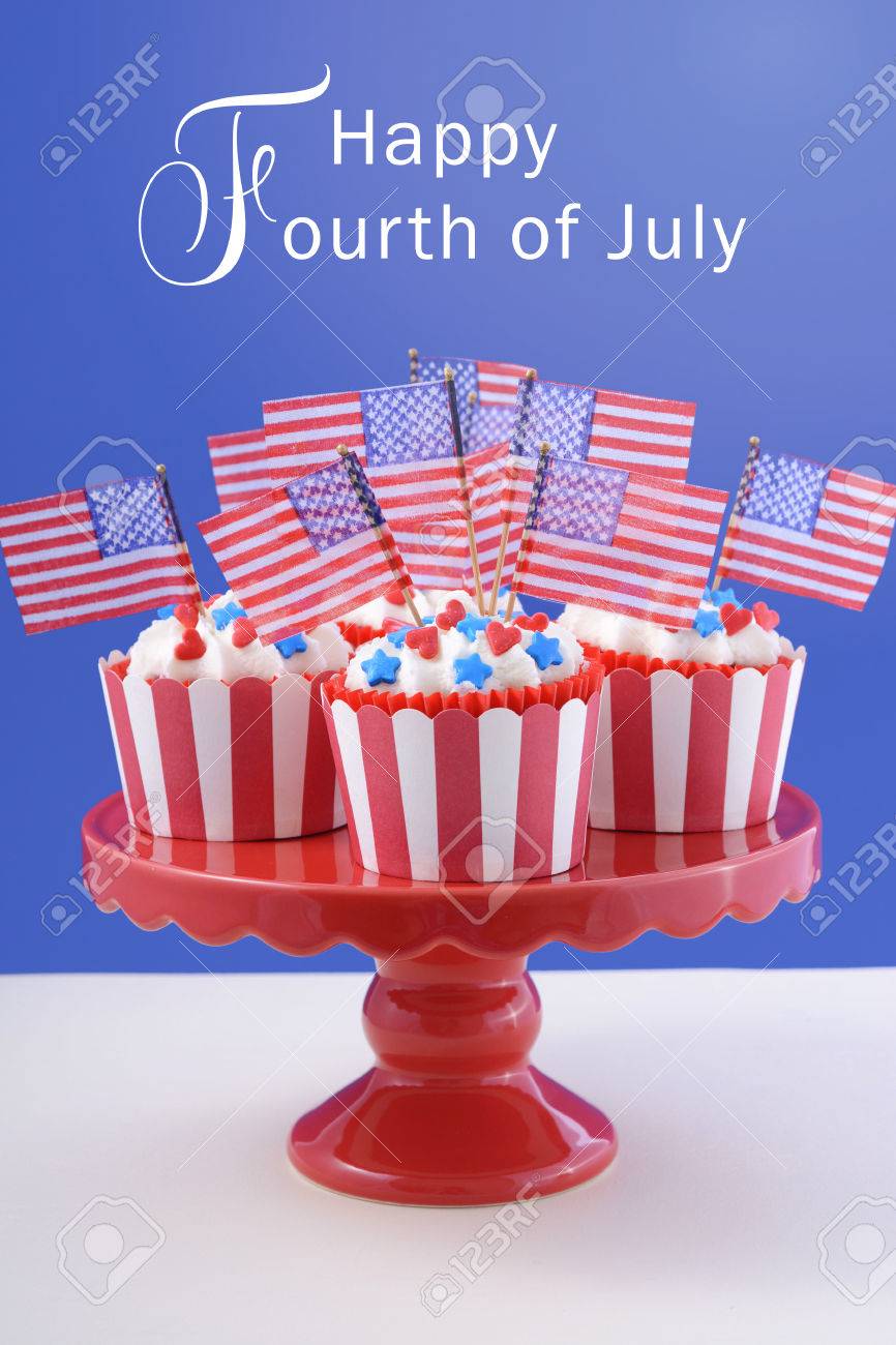 usa theme cupcakes with red hearts and blue star candy decorations