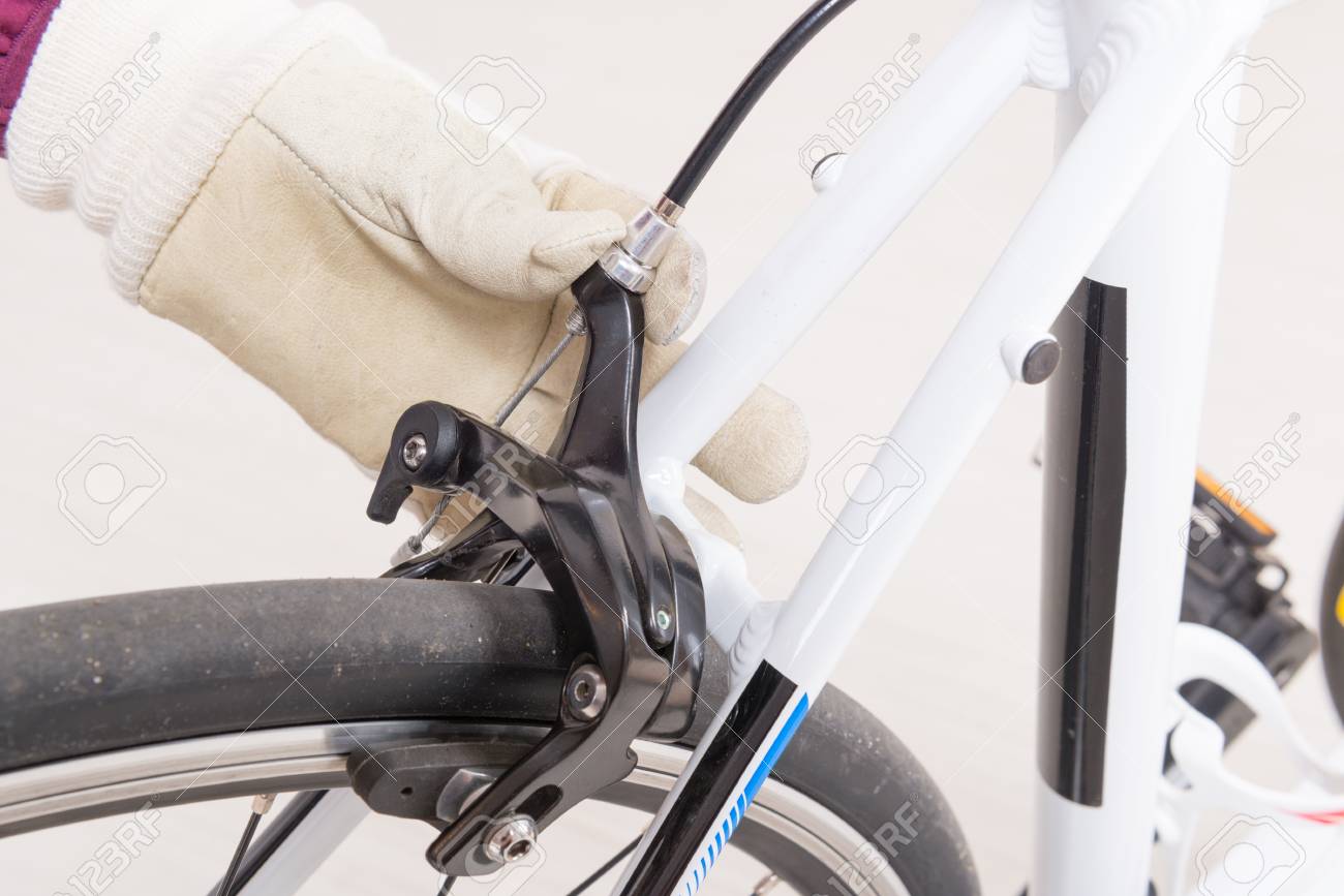 adjusting bicycle hand brakes