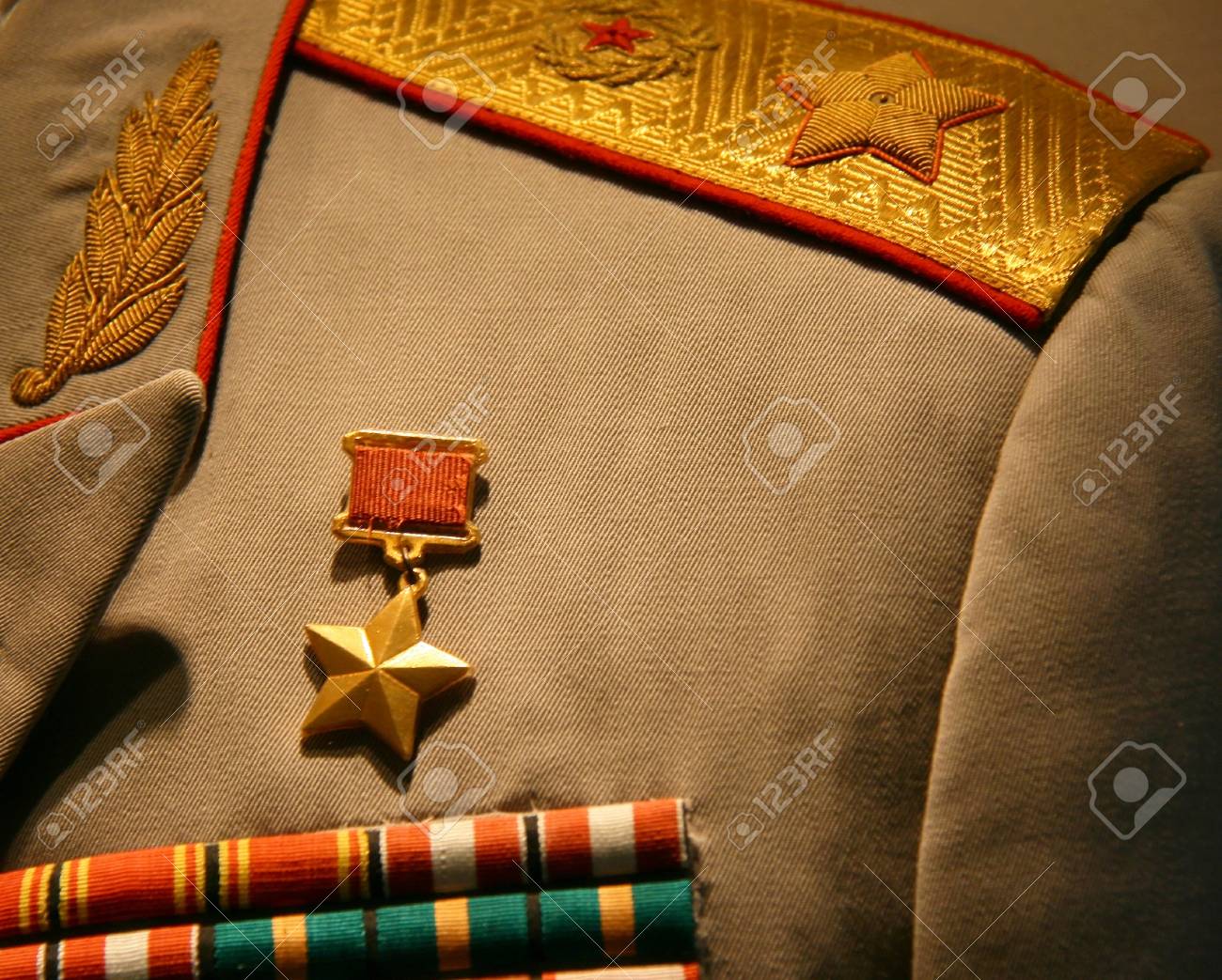 37367220-hero-of-the-soviet-union-gold-s