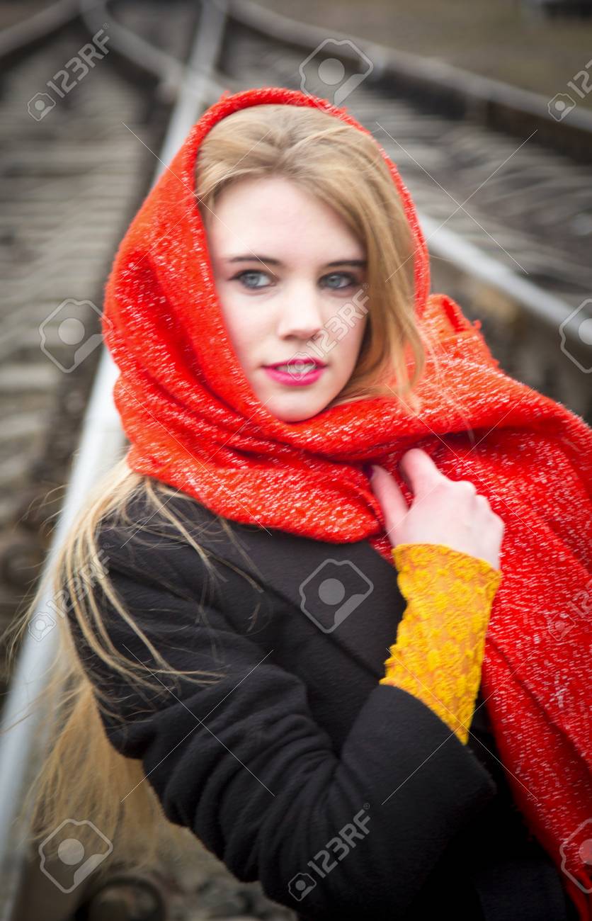 bufanda en la cabeza