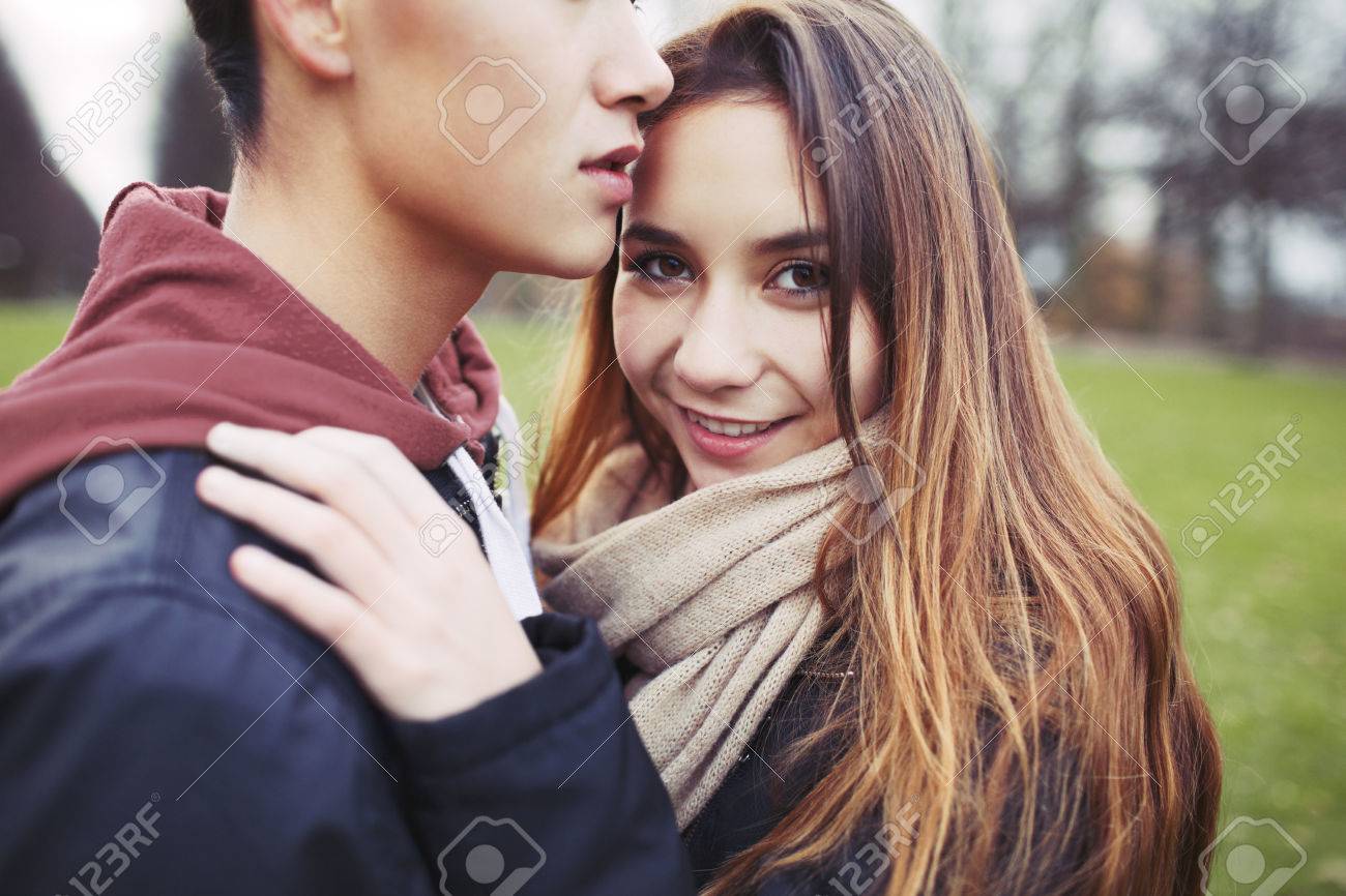 Asiatische Mädchen Gegen Mädchen Machen Liebe Im Freien Asiatische Mädchen Gegen Mädchen Machen Liebe Im Freien