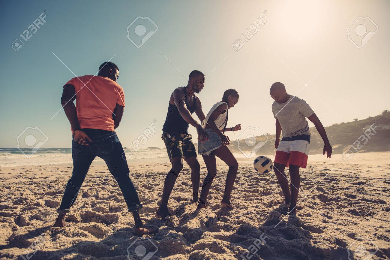 Summer, Soccer and the Seashore in a Sporty Fiat 500L picture picture Summer, Soccer and the Seashore in a Sporty Fiat 500L