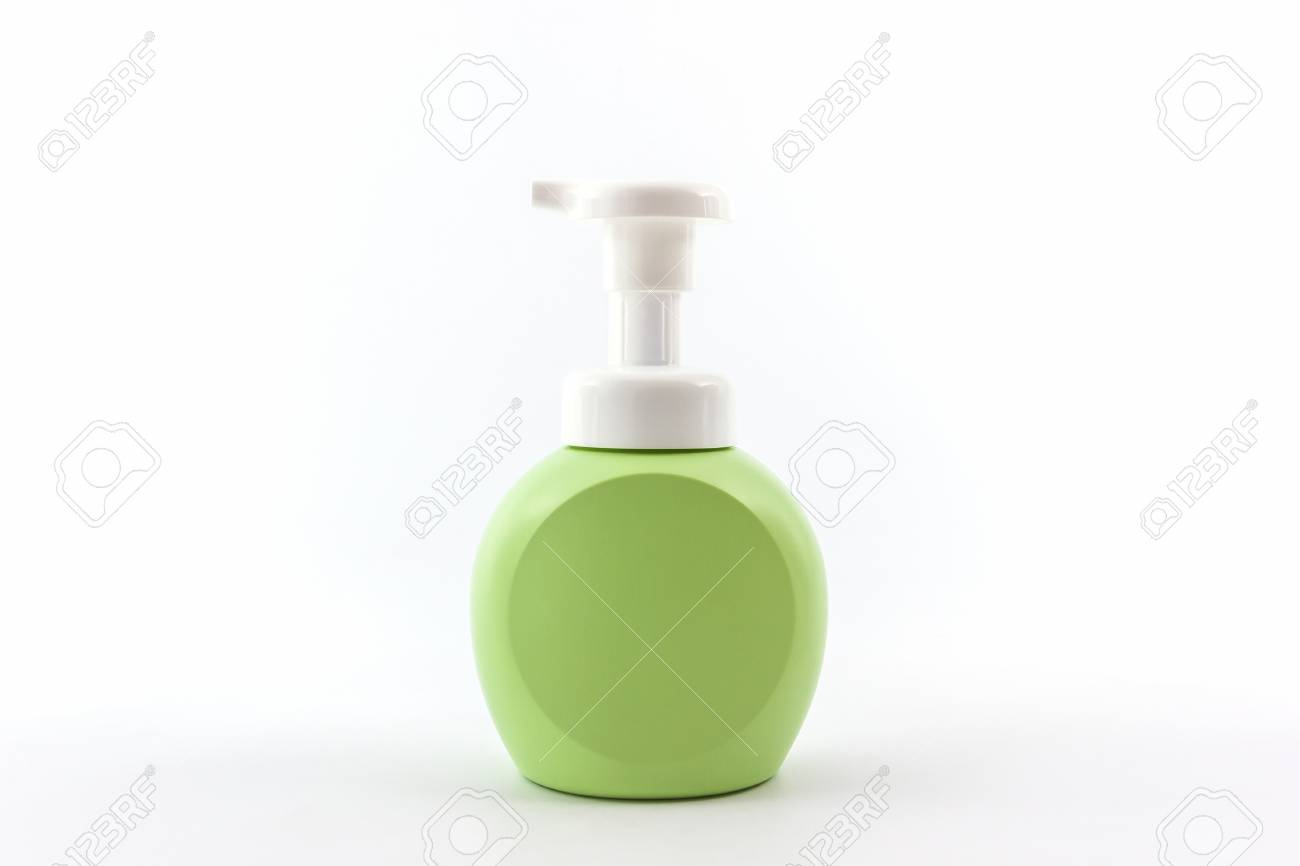 シャンプー洗浄の頭と髪 衛生と髪の健康のため 白い背景に緑のボトル の写真素材 画像素材 Image