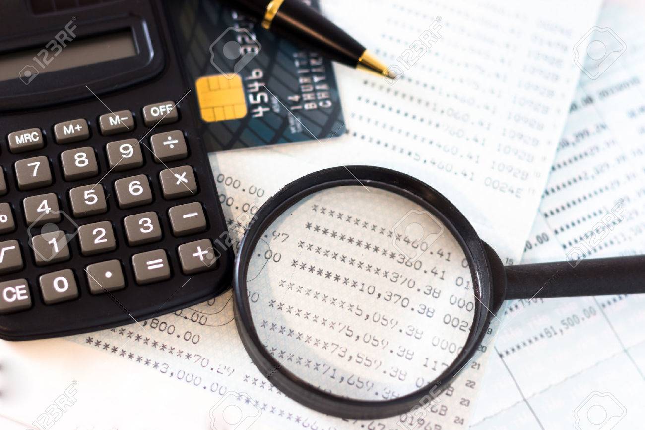 本銀行 クレジット カード 電卓 ボールペン の写真素材 画像素材 Image