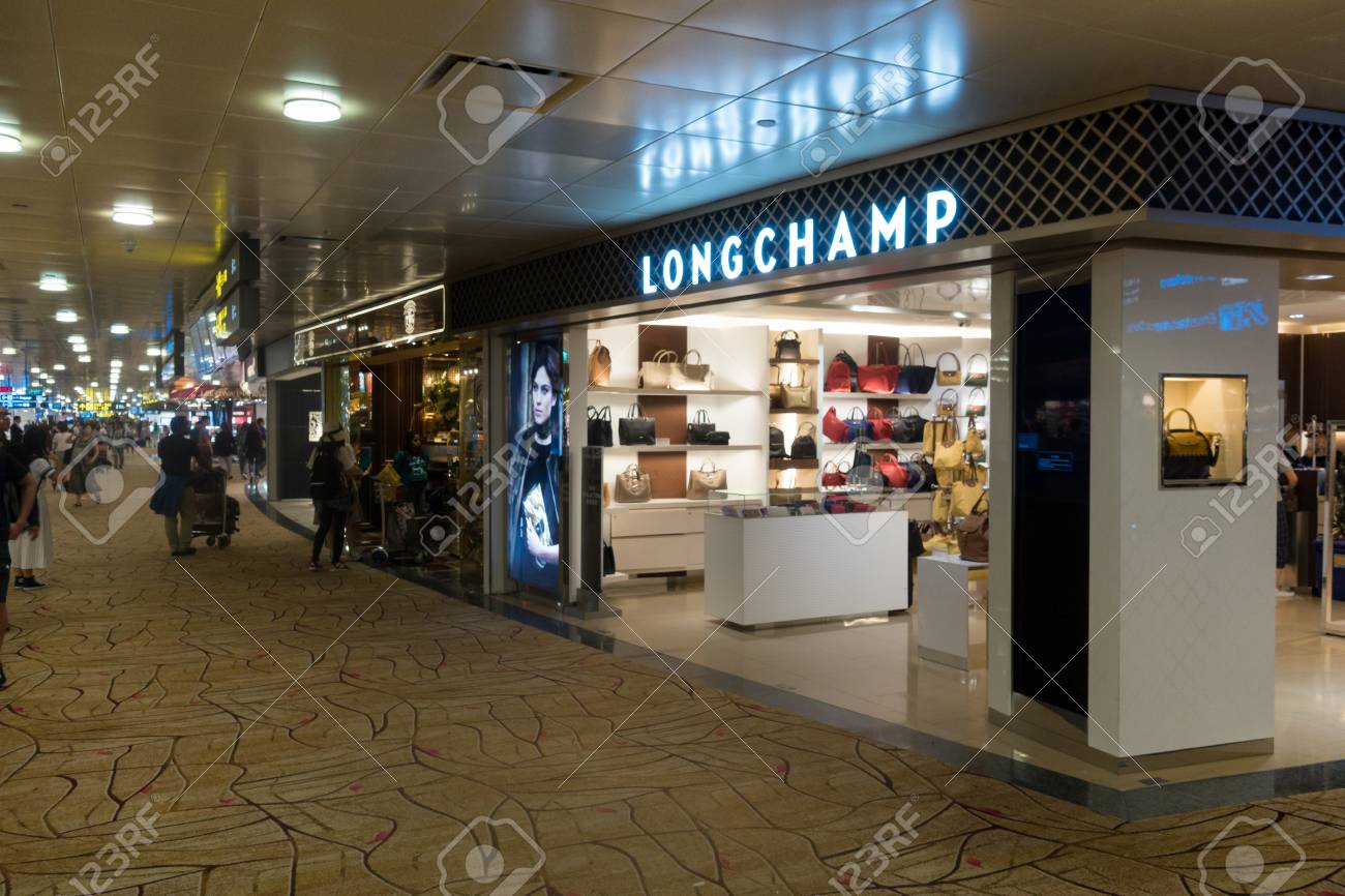 longchamps outlet