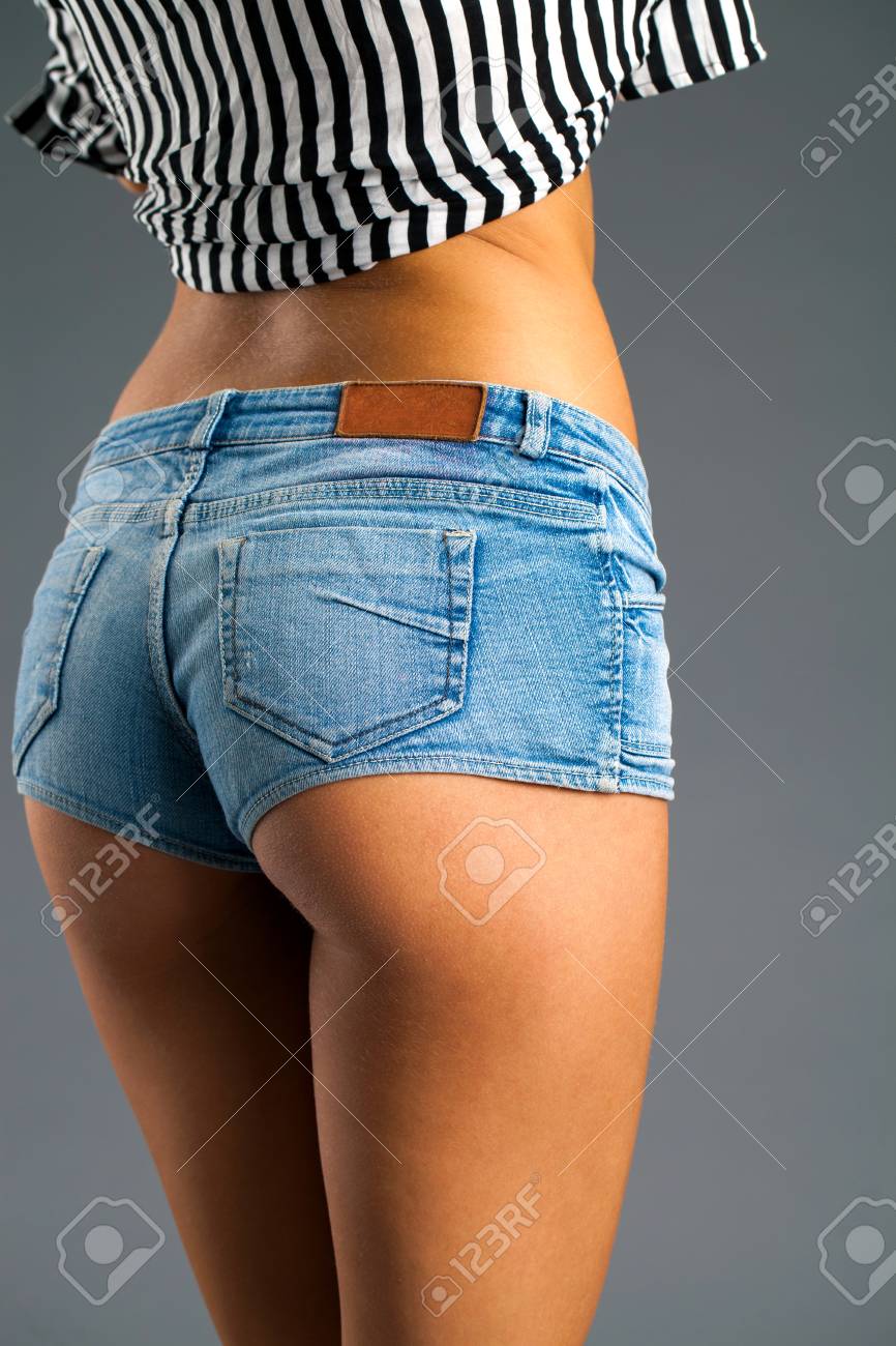 hot women in jean shorts