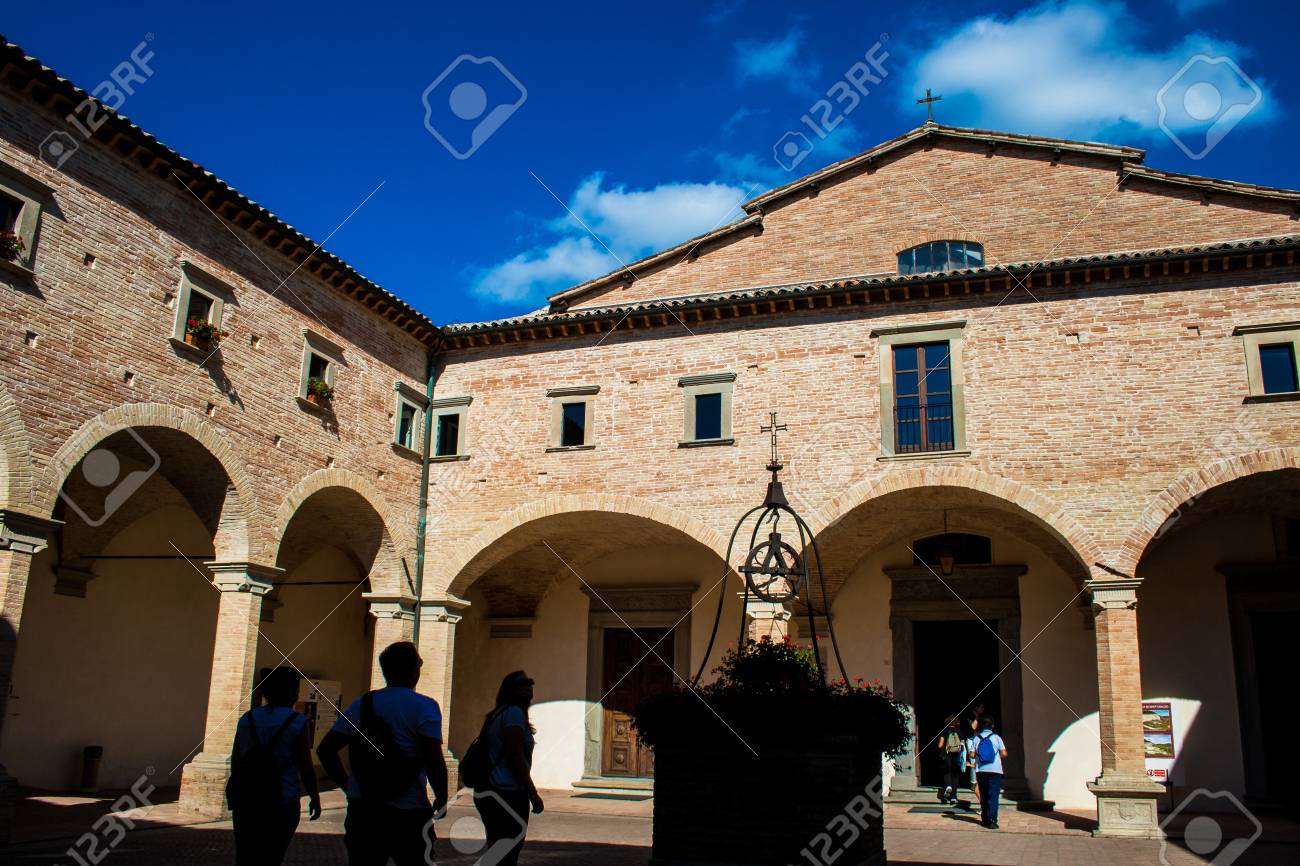 etiam-dictum-ipsum-a-felis