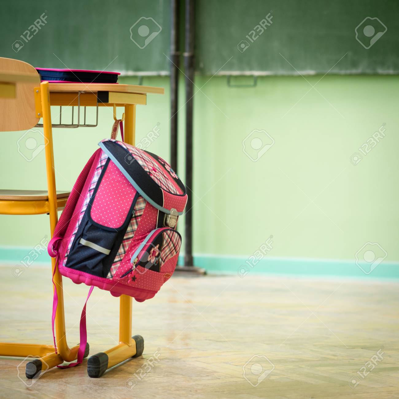 school bags for first class