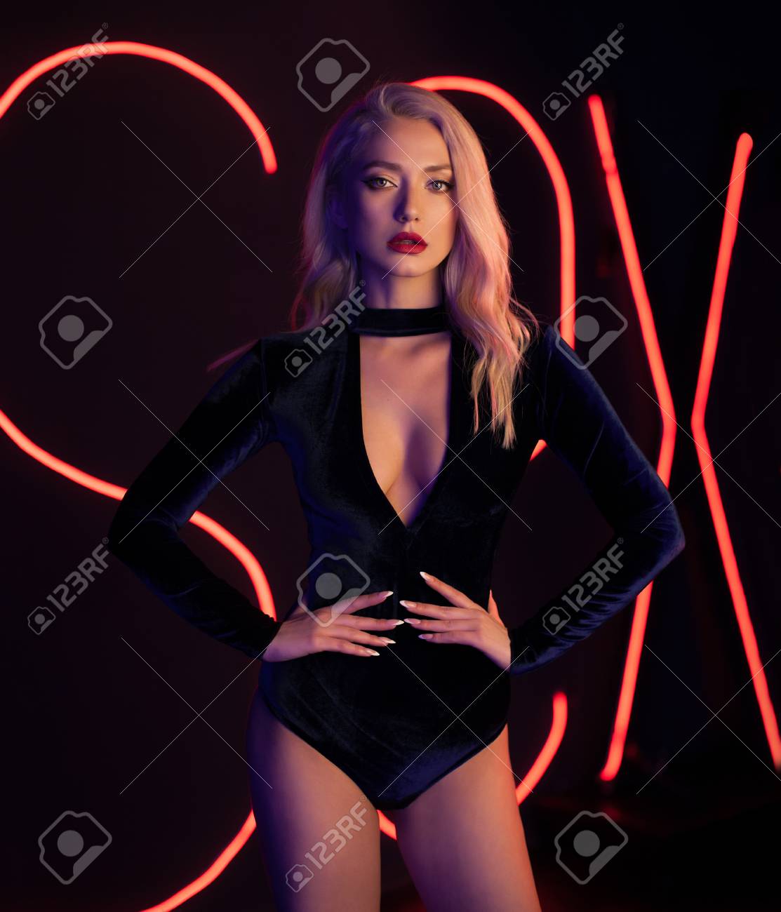 Sexy lady night club Clearance
