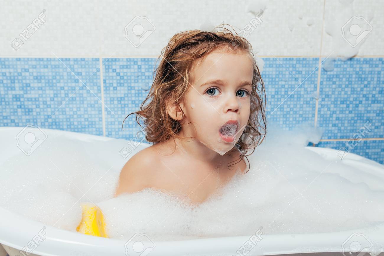 toddler bath fun